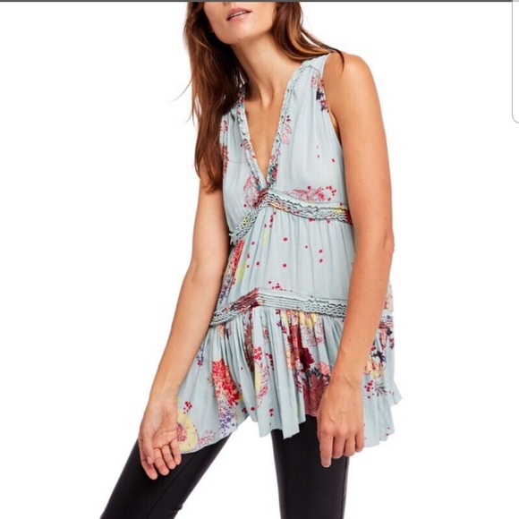 Free people pink floral ruffle tunic small - Picture 2 of 6